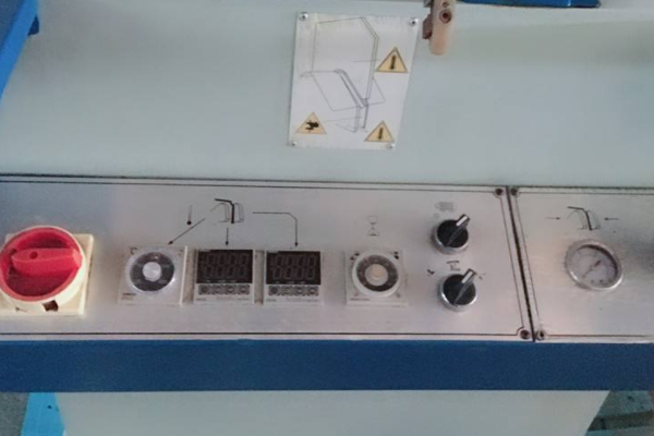 怎樣檢測發電機油壓？